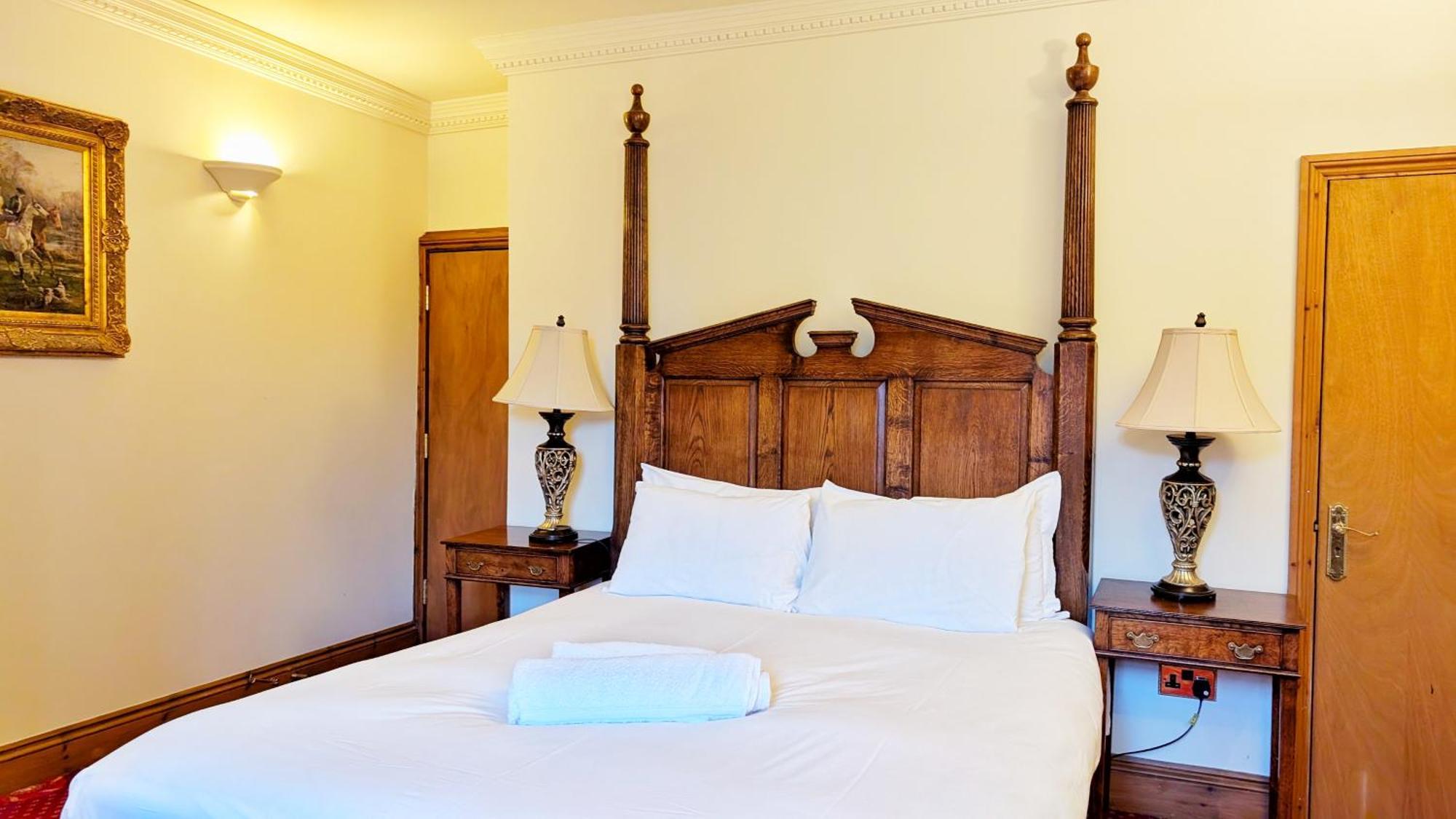 Villare Hitchin Town Centre Экстерьер фото
