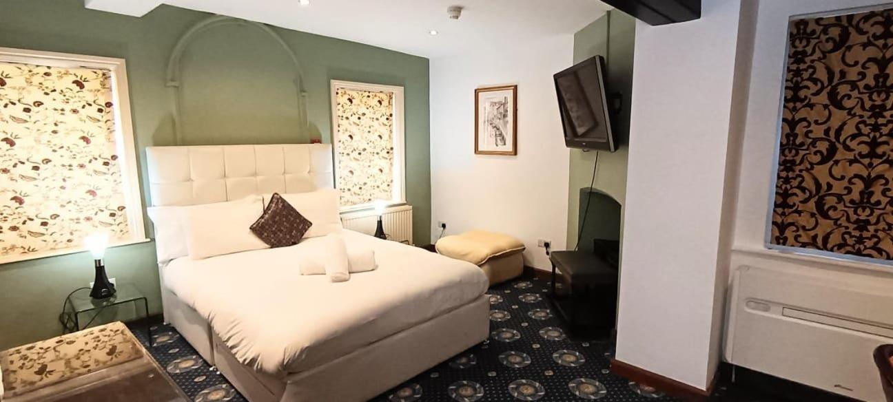 Villare Hitchin Town Centre Экстерьер фото
