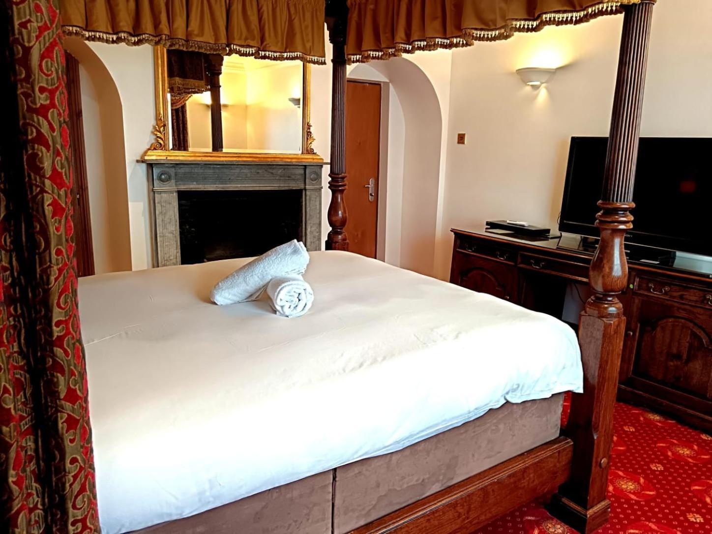 Villare Hitchin Town Centre Экстерьер фото